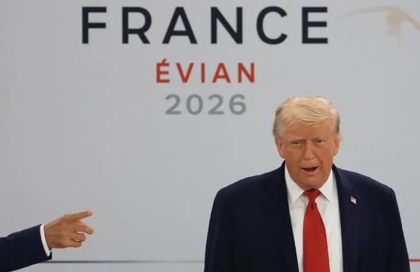 特朗普G7全程臭脸，他为啥非要拉着俄罗斯和中国入群？2026年6月15日至1
