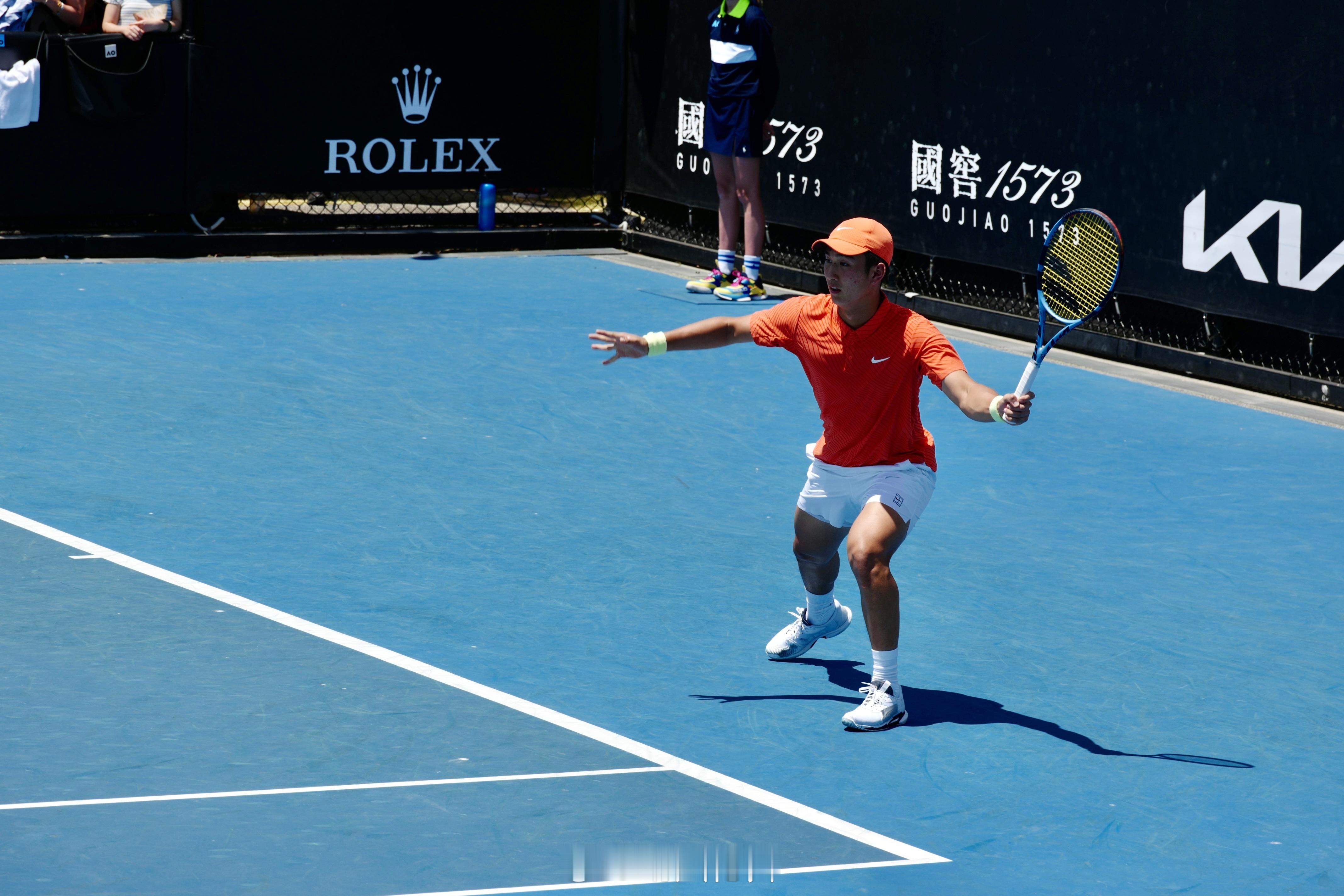 中国大陆男网大满贯正赛胜场：2022美网:2胜（吴易昺2）2023澳网:1胜（商