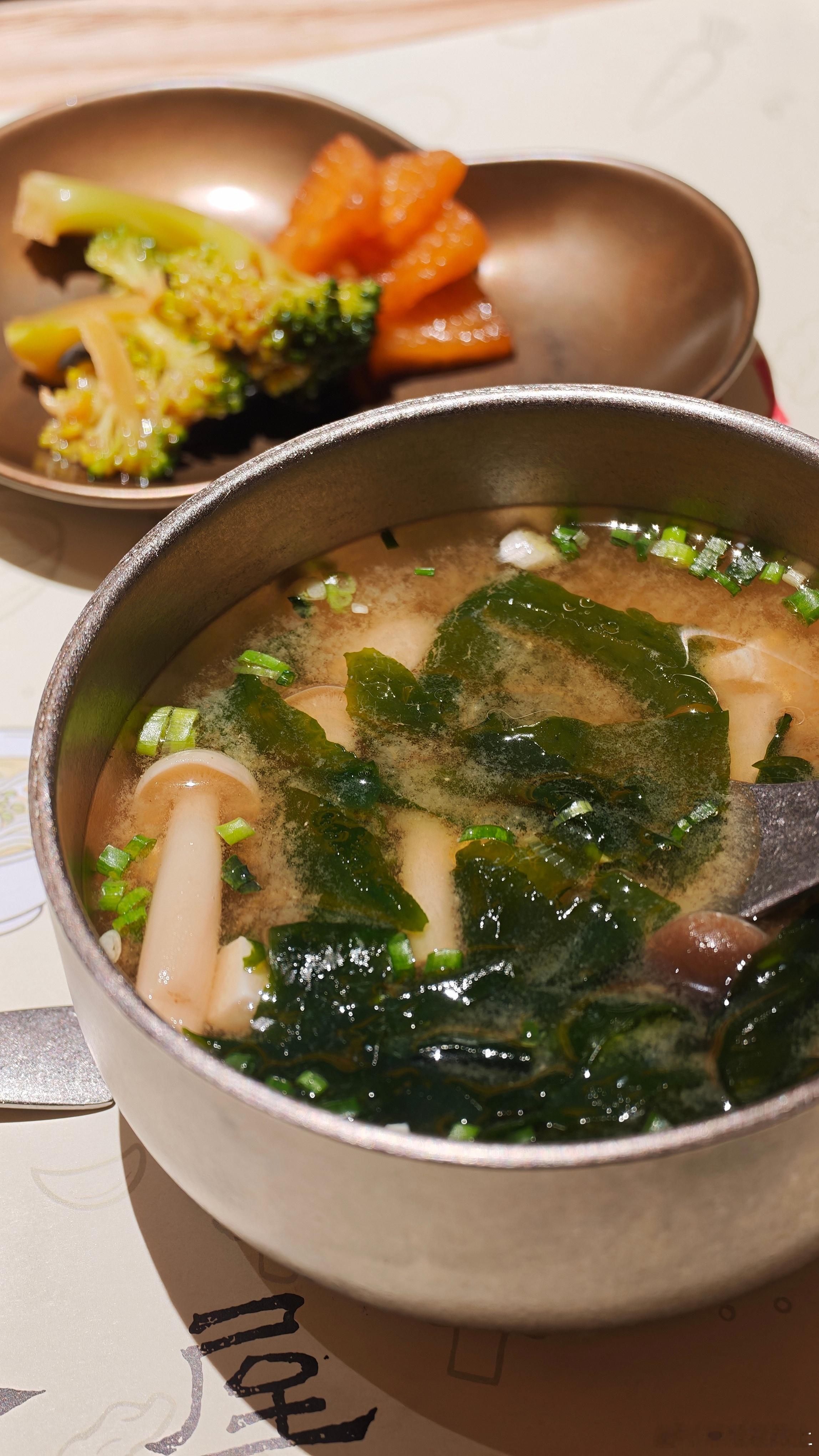 简简单单吃个午餐美食推荐大家北部风味“汤咖喱”看起来很好吃​​​