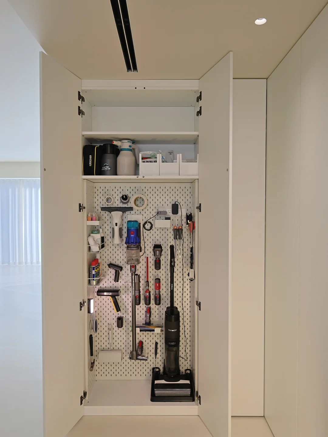 洞洞板家政柜，小空间榨干每 1cm