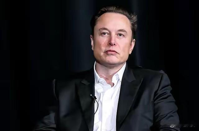 马斯克，又是马斯克马斯克的身家又飙了，刚突破6000亿，转眼就跃上7000亿