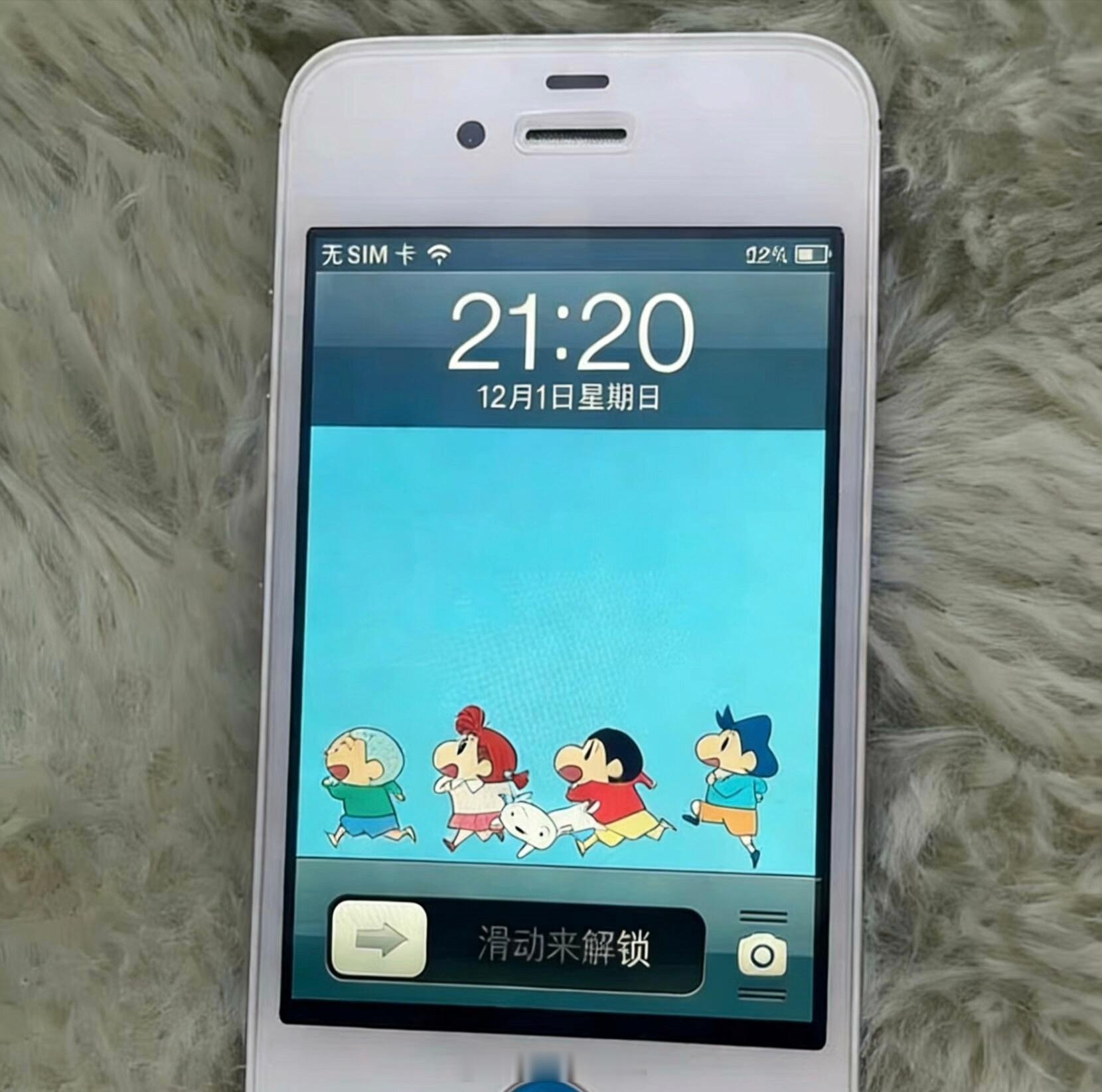 iPhone4S为何突然迎来第二春也不算第二春，大部分人都是买来拍照的，因为自带