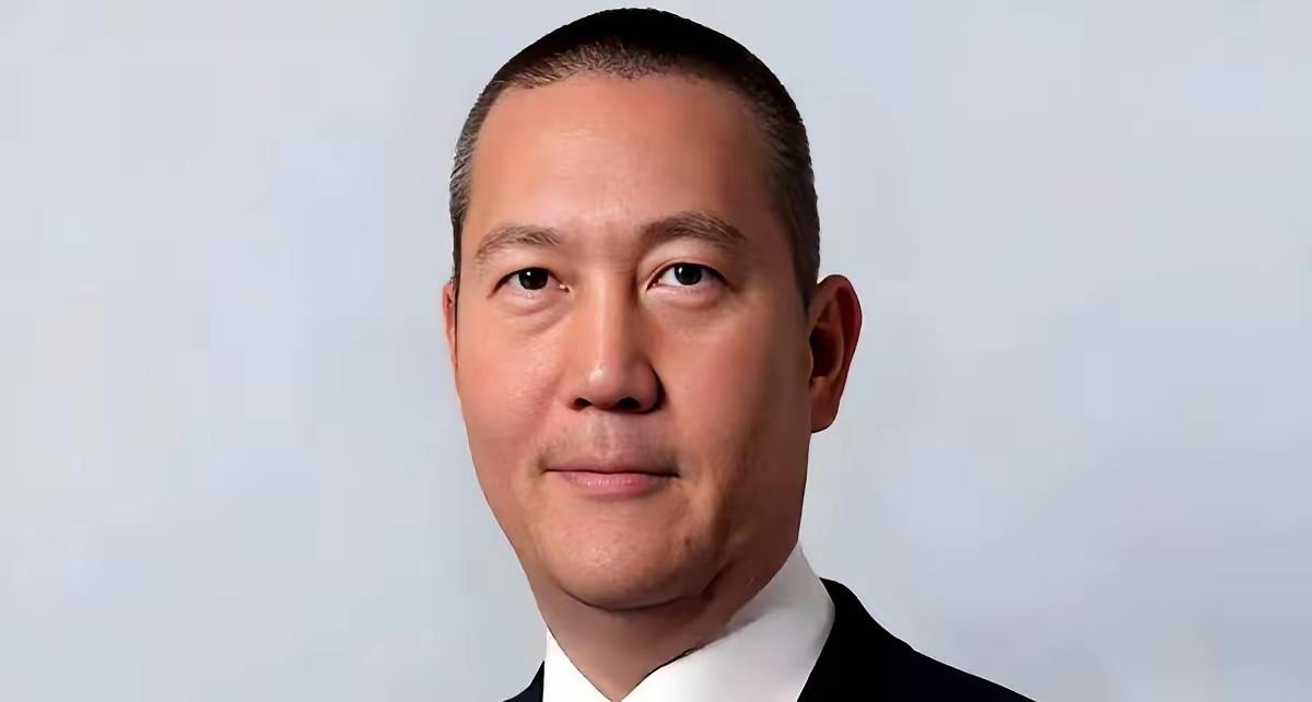 蒋经国亲孙子蒋友松，放着硅谷的生意不管，最近连着干了几件大事：澳门办展，北京开会