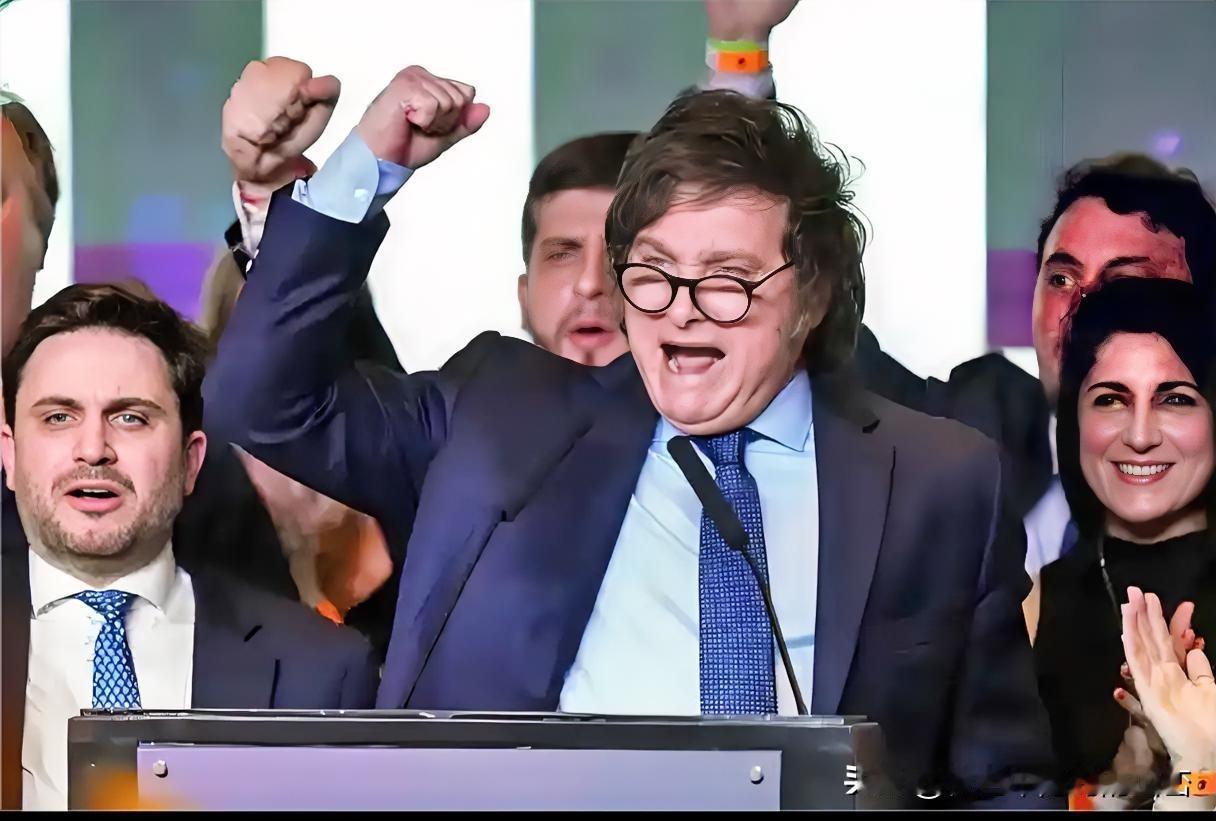 果然，螳螂捕蝉，黄雀在后！阿根廷笑称“感谢巴西的助攻”[捂脸哭]当巴西大豆