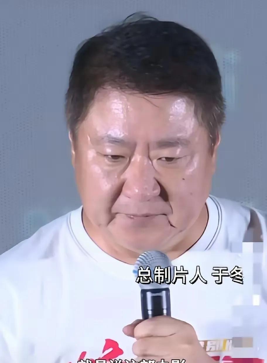 于冬还不死心！《蛟龙行动》明天又要重新上映了。这部电影在春节档上映过，当时票房