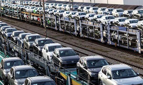 别再说荷兰害怕了，也别说荷兰搬起石头砸自己的脚，至今荷兰都没认错。目前，荷兰政府