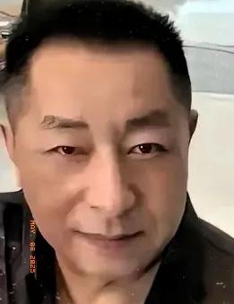 大家好，我今天想跟大家聊聊最近发生的汪大爷为马小梅发声的事件。马小梅遭遇了