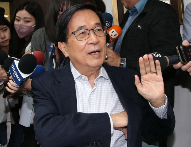 台湾地区“前领导人”陈水扁发表声明。6月29日，陈水扁点名喊话赖清德：你这第一任