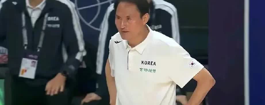 输给中国男篮，韩国男篮主帅安俊浩表示不服，而韩国媒体却集体破防。安俊浩认