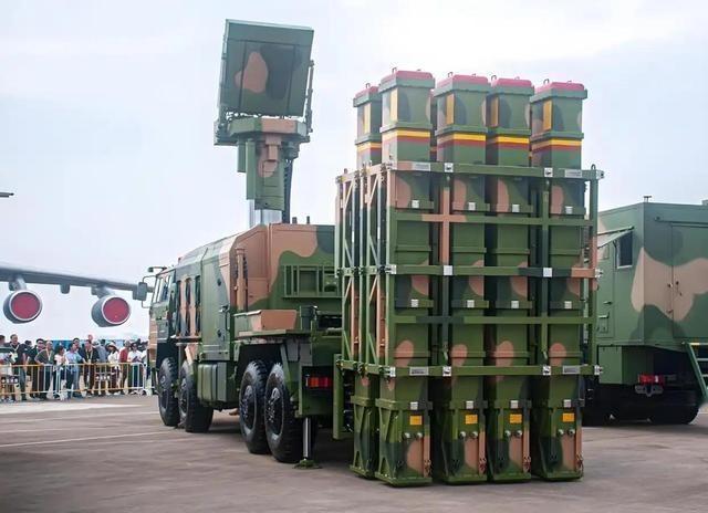 中国东风导弹威震海疆，美军航母闯入第一岛链恐遭灭顶之灾！