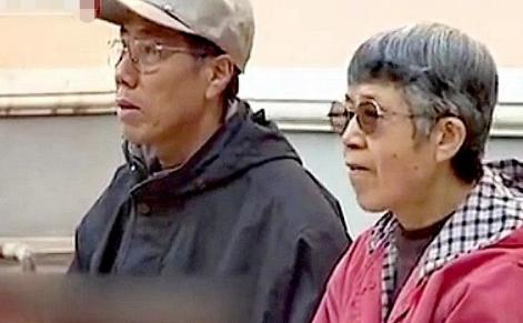 2000年，哈尔滨有个57岁的老头移植了一个26岁男子的心脏，后来他不光性