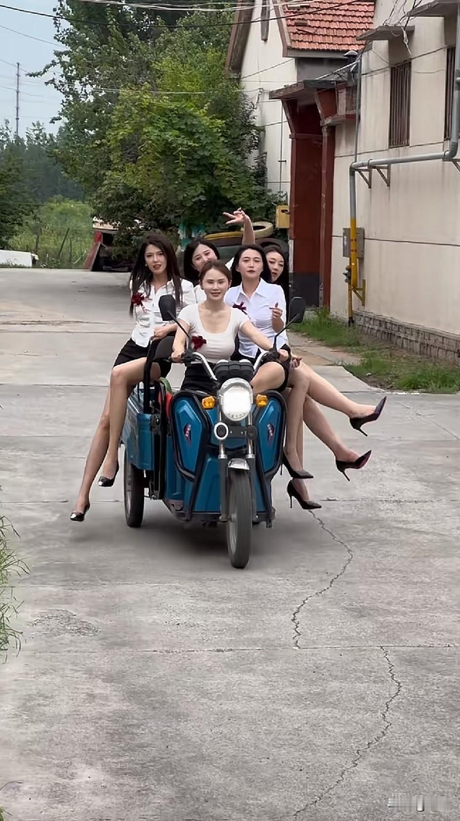 职业伴娘