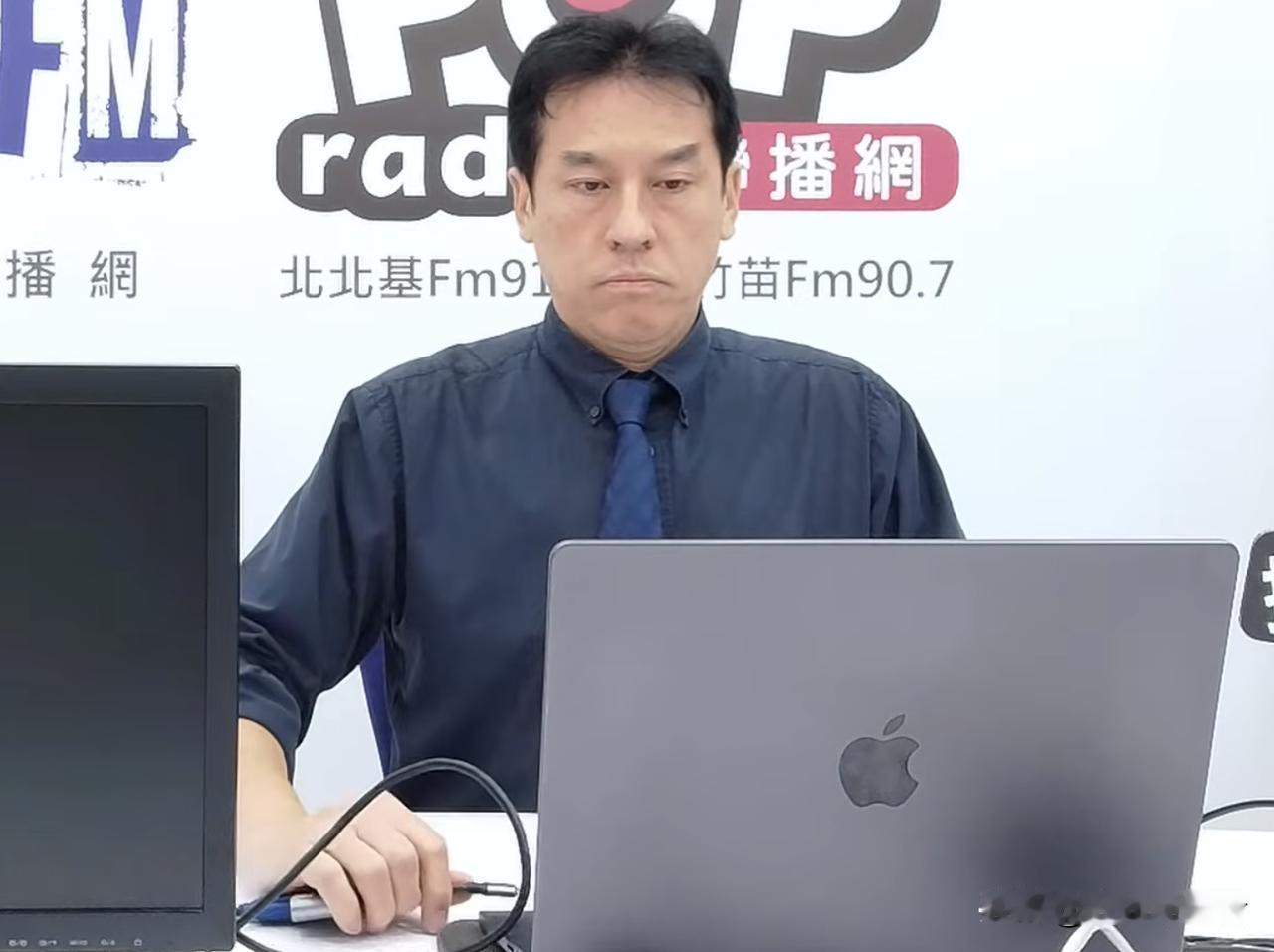 没完没了？黄𬀩瀚再放狂言，妄称“台湾就是国家”日前，郑丽文在接受彭文正专访
