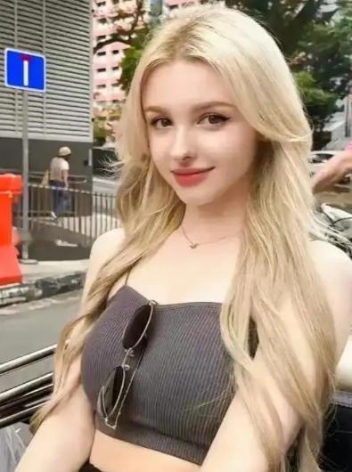 乌克兰现在最大的问题不是战后重建，而是乌克兰的女人将来该怎么办？百万乌克兰男人战