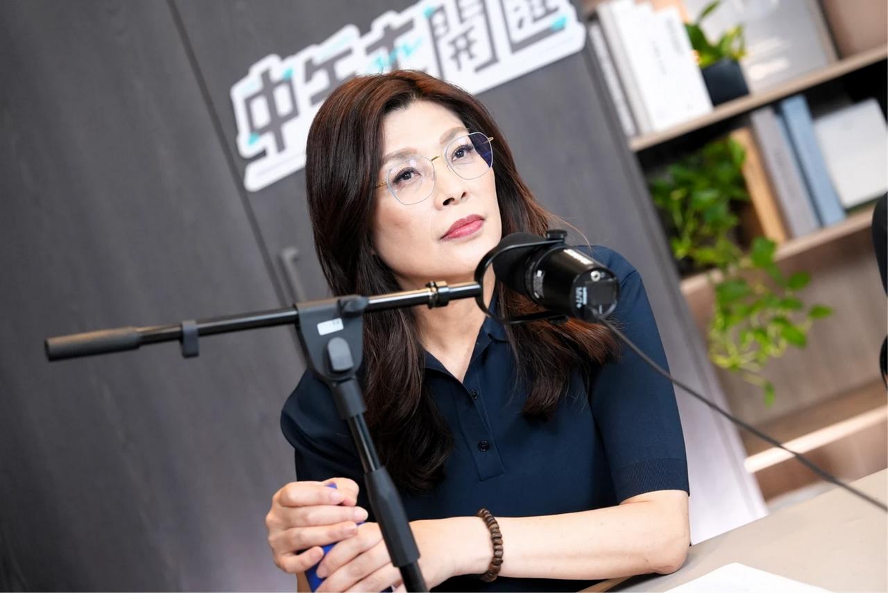 郑丽文：修法门槛过高 不可能推动废除监院驳斥“票房毒药”传言自称很有票房