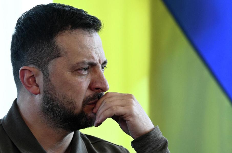 泽连斯基认了，红军城局势艰困，俄军在顿涅茨克集结了17万人根据美联社的报道称