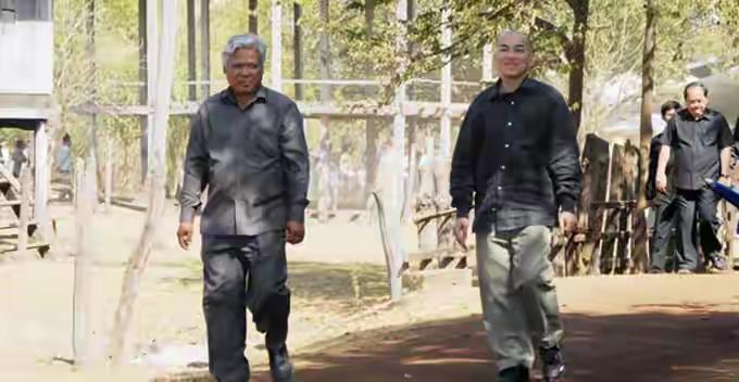 西哈莫尼国王是一位善良仁慈的好国王，生活自律，俭以养德，柬埔寨百姓都爱戴他。很多