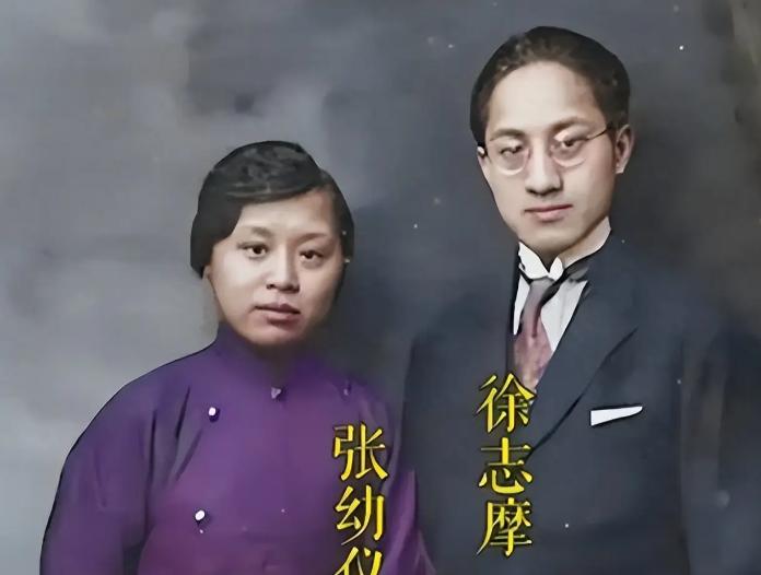 虽然徐志摩嫌弃张幼仪土气，但晚上却仍然跟她行“夫妻”之事，张幼仪晚年也曾回忆说：