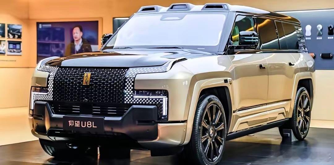 仰望登顶！11月中国品牌豪车100万以上销量第一！1、比亚迪仰望U8L（128万