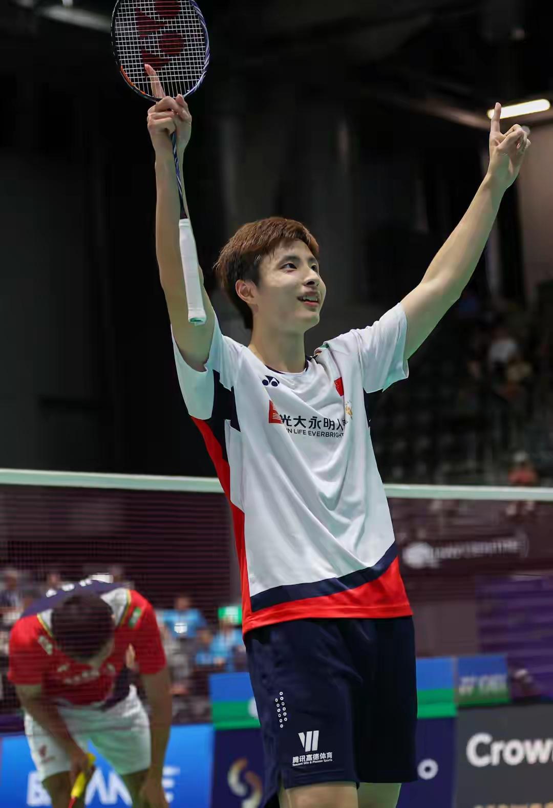 王者加冕，锦上添花——致敬2025石宇奇！还有不到三个月石宇奇将三十周岁，国际羽