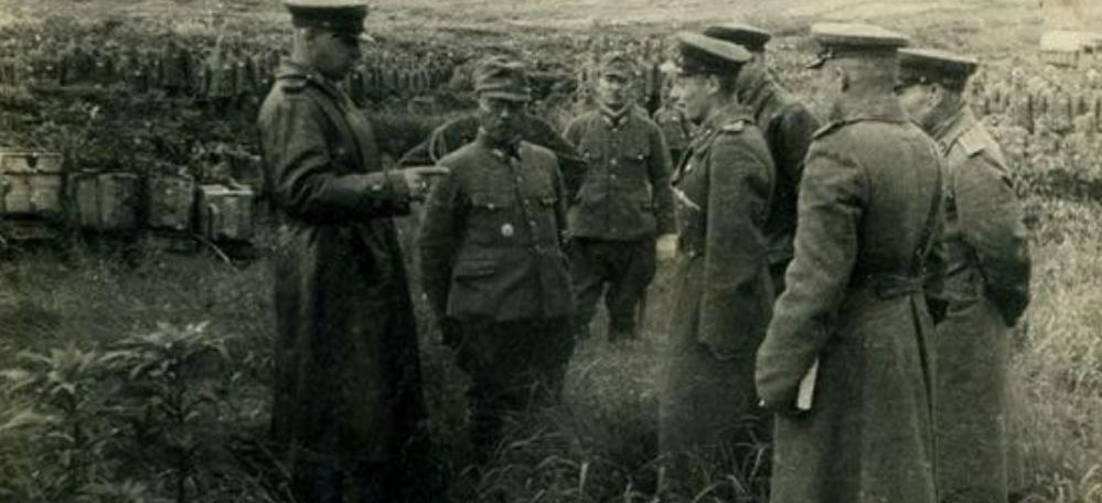 1945年8月，苏联红军遇上了不讲武德的日军786大队！苏联红军派一名负伤的日本