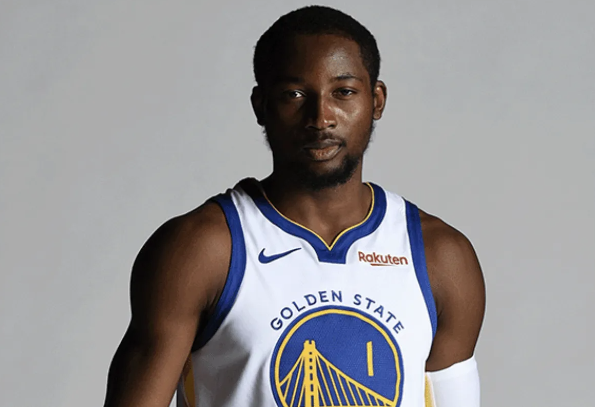 知名记者MarcSpears在ESPN的节目中谈到了勇士球员乔纳森-库明加。