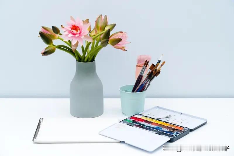 你觉得孩子有哪些爱好值得从小培养孩子有些爱好从小培养，好处多多。艺术类里，绘