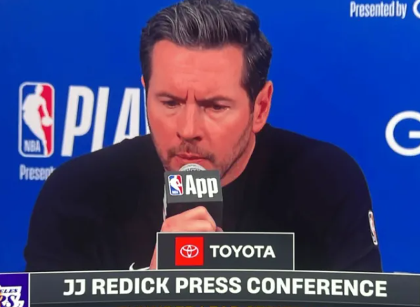 NBA季后赛，雷霆主场108-90大胜湖人，将系列赛大比分改写为1-0。赛后J