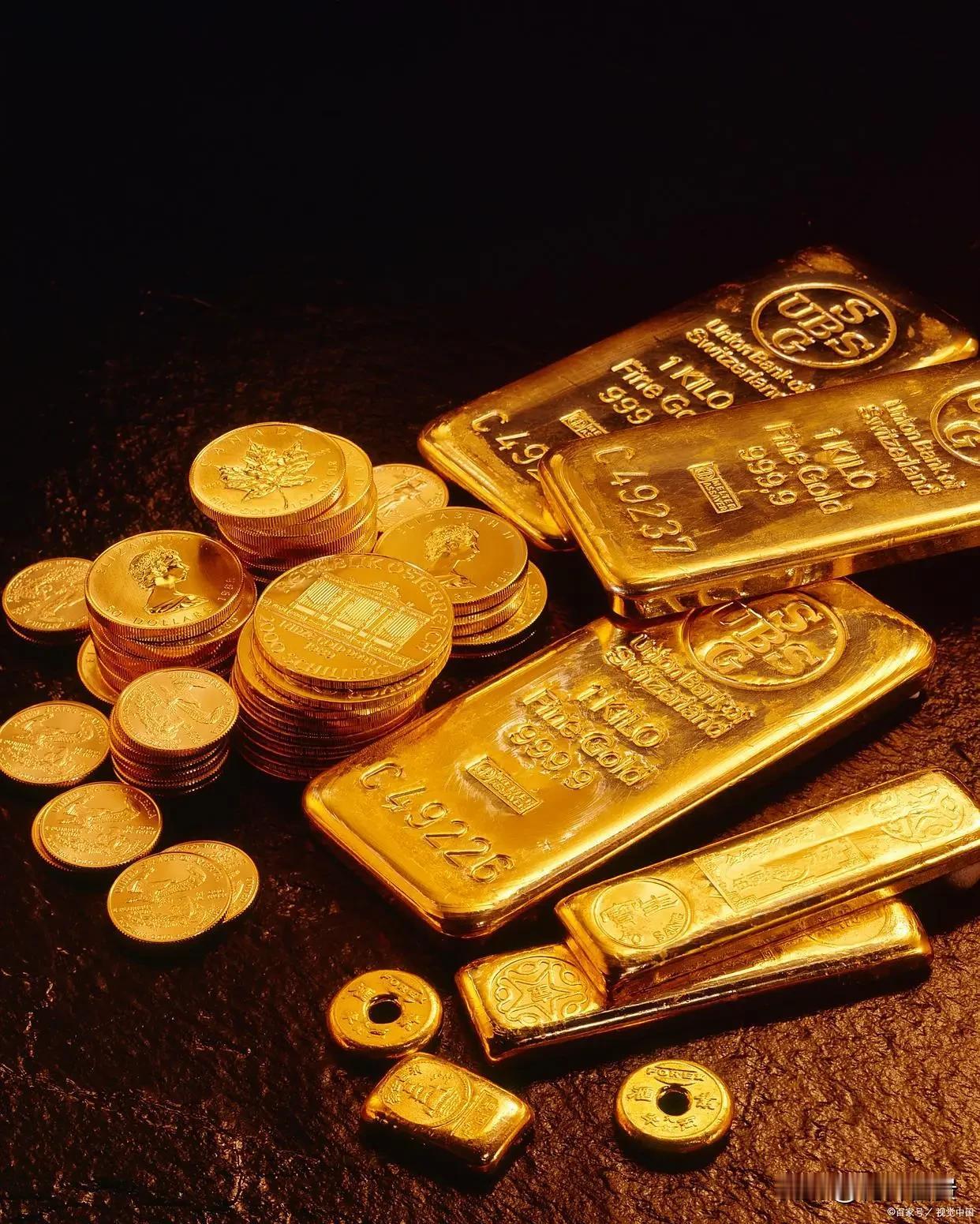 手里攥着黄金的人，现在彻底睡不着了！4月17日国内金价迎来大幅跳水，直接从1