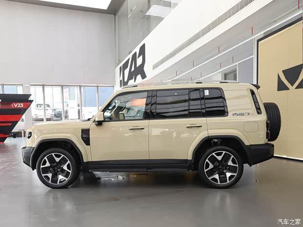 现在开电动车跑高速，最大的问题根本不是续航，而是堵车八小时好不容易到服务区，充电