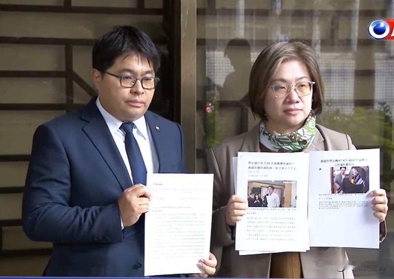 带出防务机密文件要坐牢？黄国昌这次麻烦了针对黄国昌携带防务机密文件溜出会议室