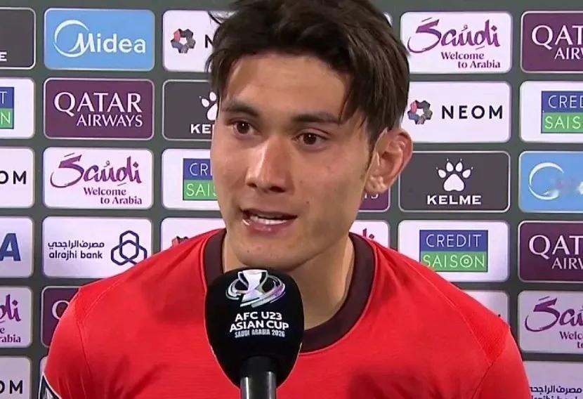 在U23亚洲杯首战取得平局后，球员拜合拉木透露了国足接下来的目标。他在采访中表
