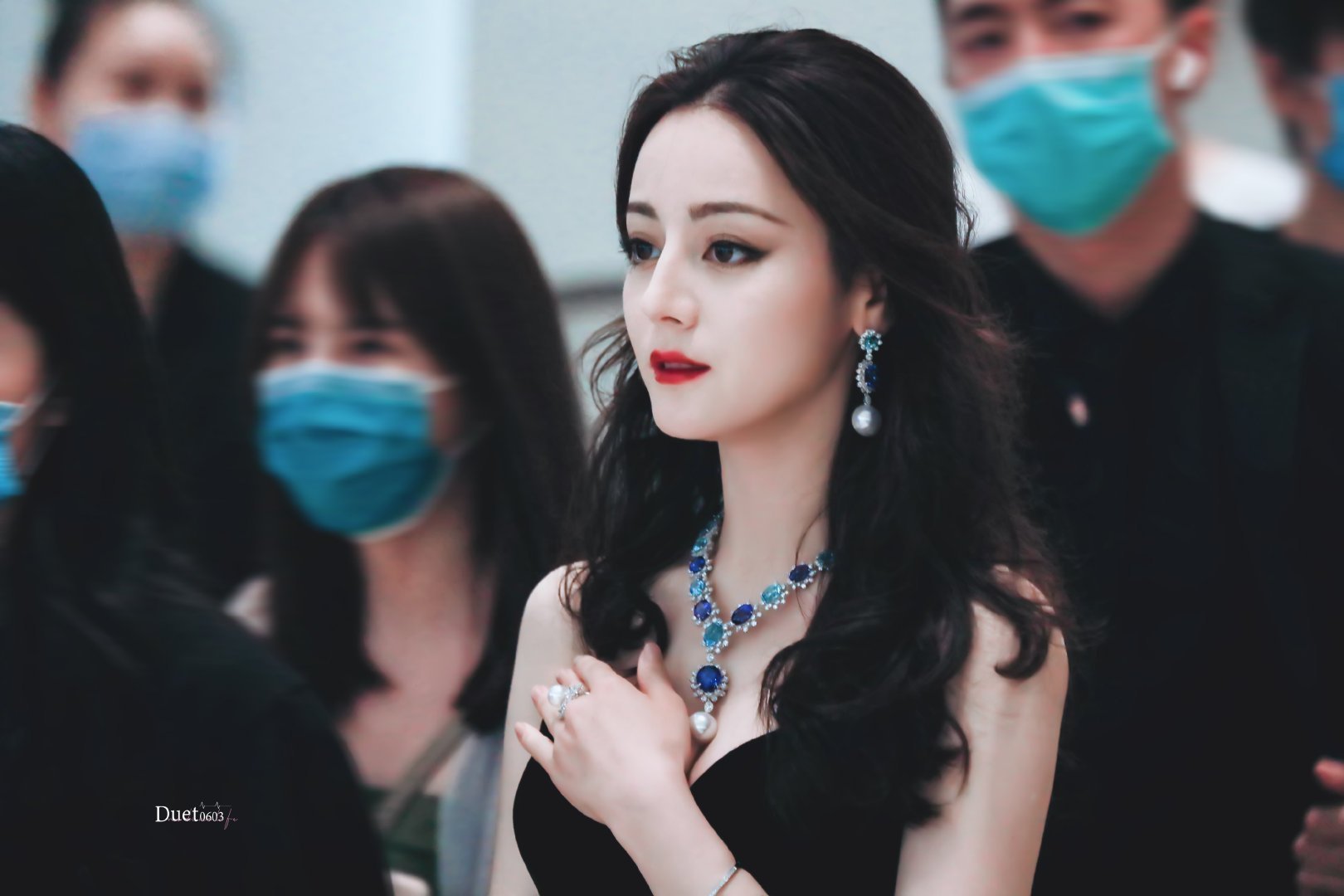                    “一侧足以惊艳”[团圆时...