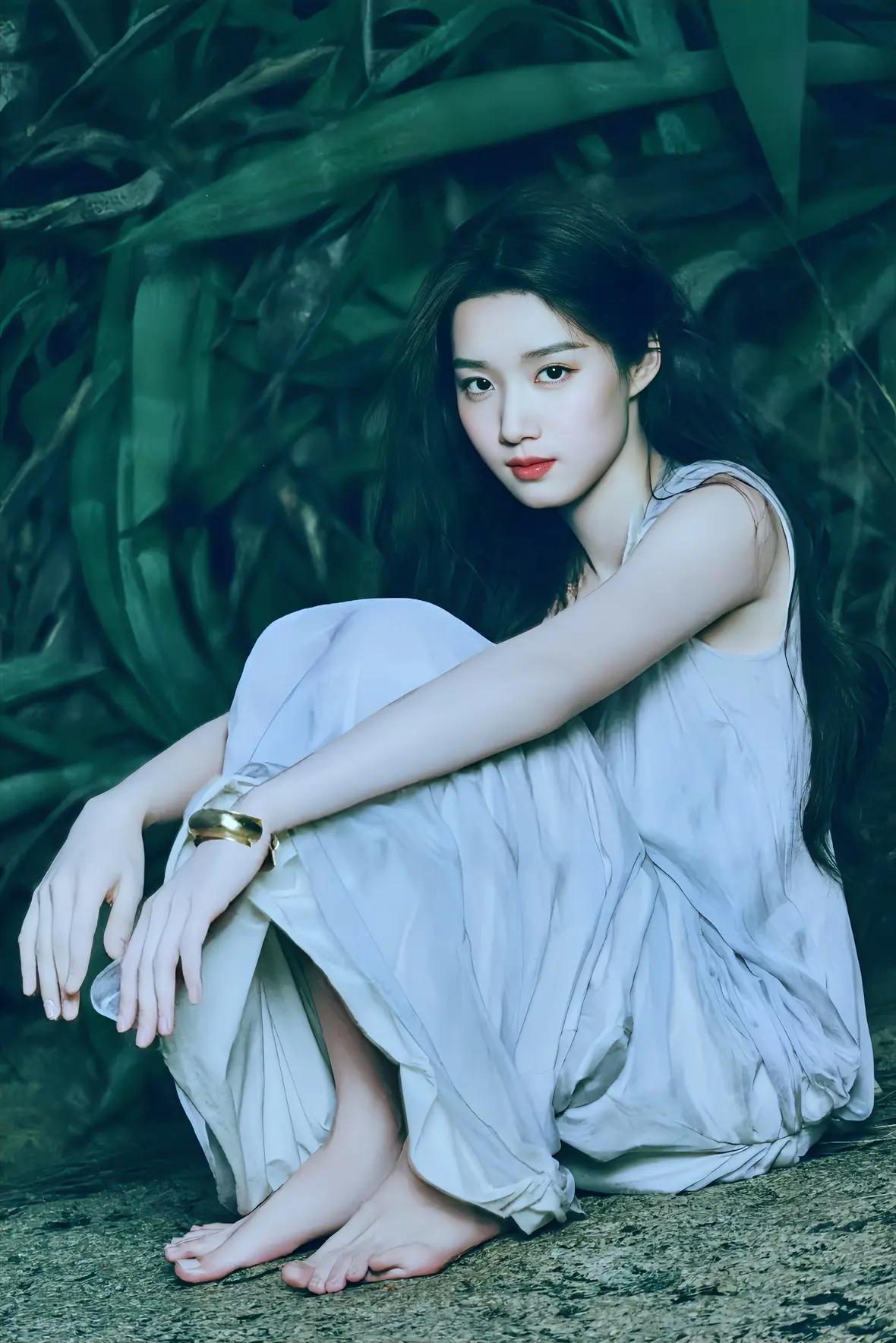 卢昱晓，年轻就是好，“抽象女”的秀jio大全