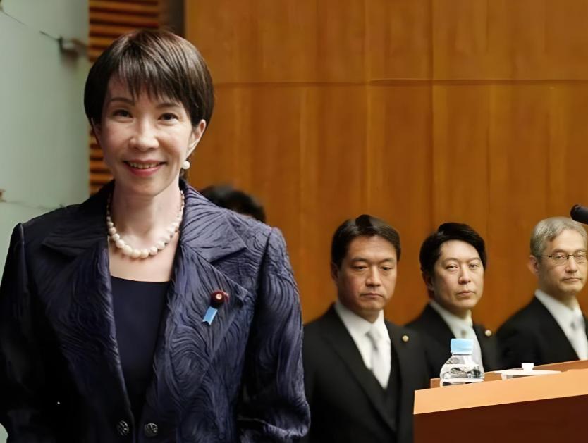 日本鹰派大佬深夜发文“反思”，读完中国军书后惊出一身冷汗！2026年1