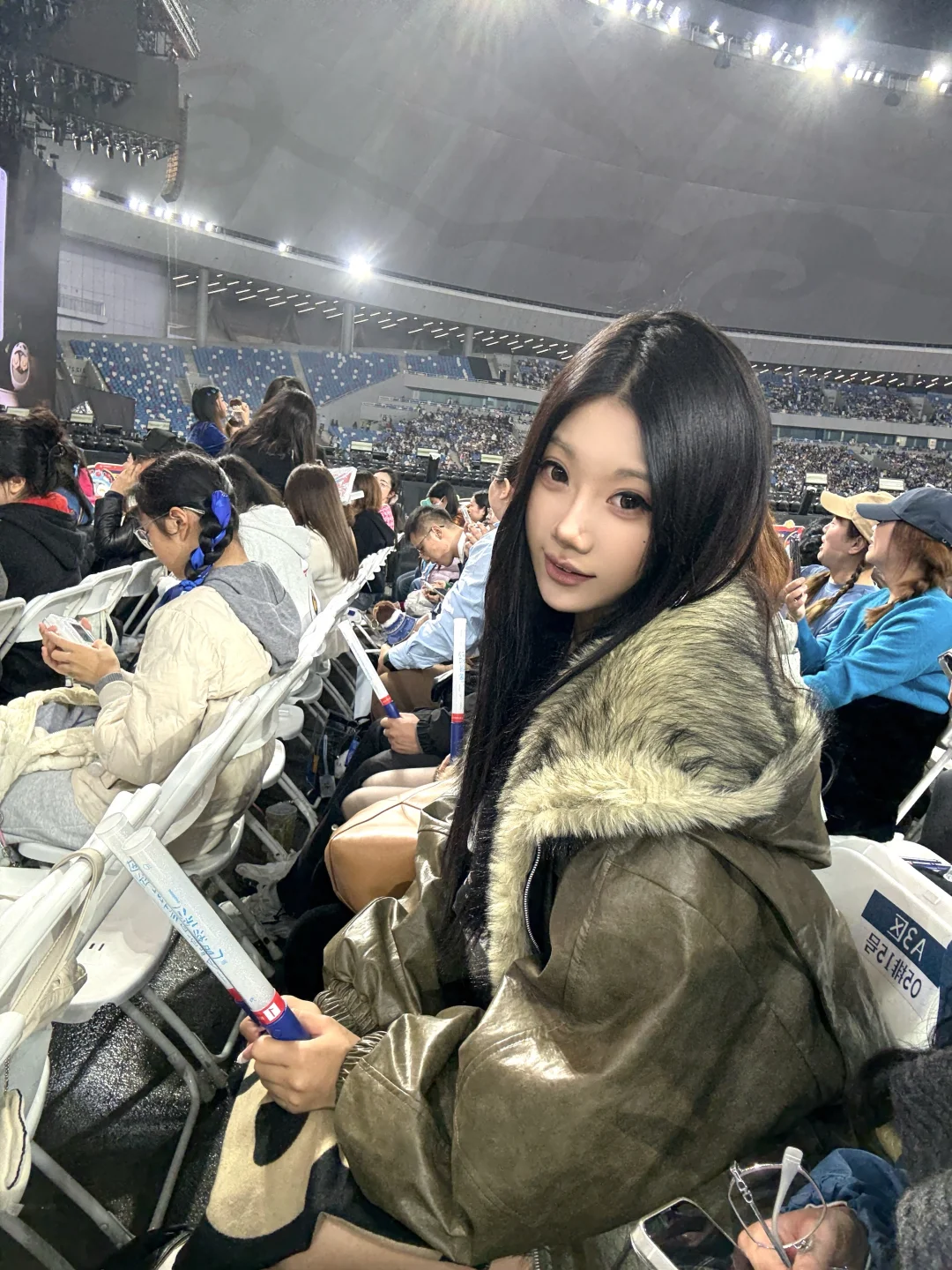 拜托有周深的唱歌水平再开演唱会😬