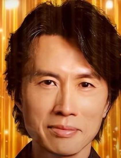 近年来，黄子华凭借多部作品为港片注入活力，媒体因而称赞其为港片“守住心火”。黄