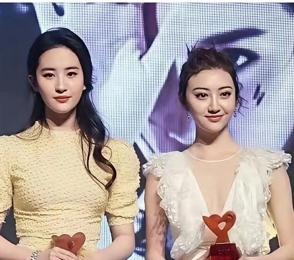 如果，我是说如果，你有足够的资产，景甜和刘亦菲，你选哪一个？这真是个难题，刘