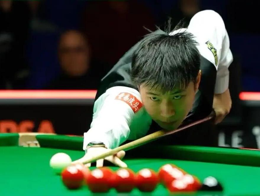 这个赛季的斯诺克排名赛还有四站比赛：1，威尔士公开赛，正在进行。2，世界公开