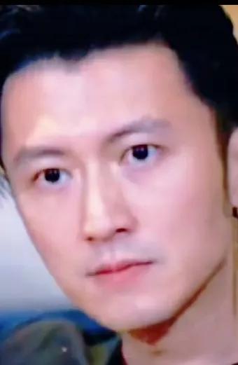 孩子的怒吼里，是被忽略的童年和受伤的心“谢霆锋，你根本没有尽到一个爸爸的责