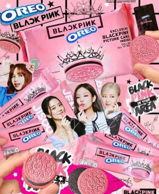 你发现没？打开Nike是Lisa，打开Adidas是Jennie，打开Puma是
