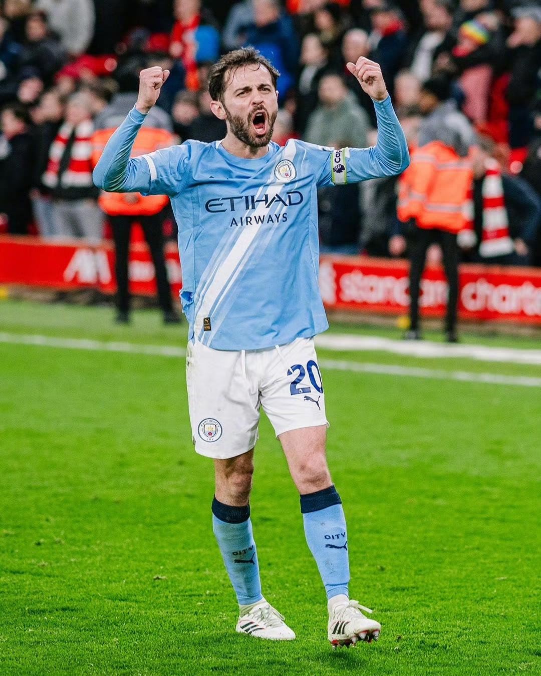 【如果赢不了赛季就结束了】B席谈曼城客场对利物浦的胜利：“考虑到我们和阿森纳之间