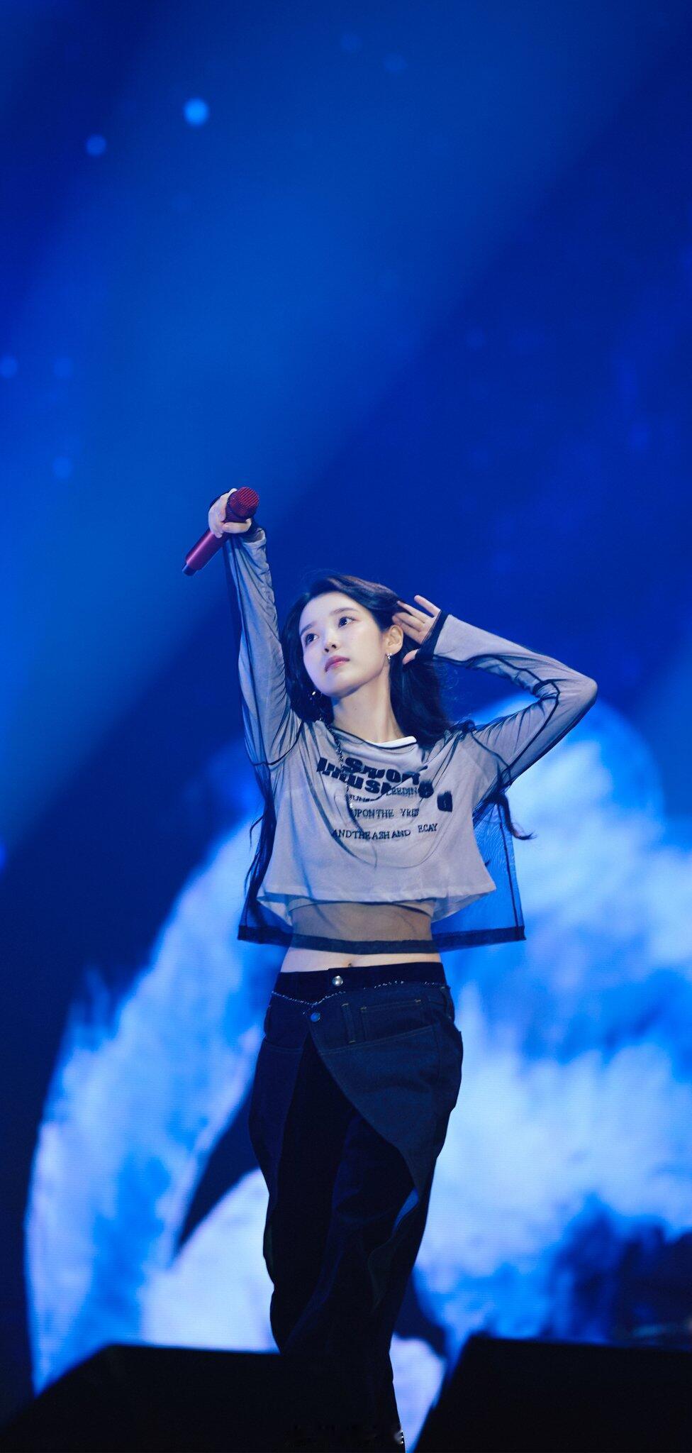 李知恩纤细小腰儿