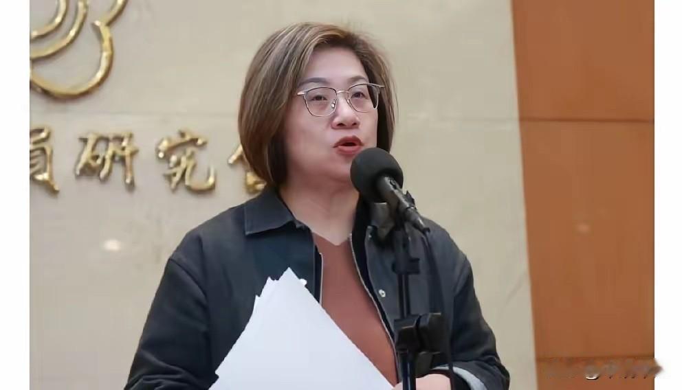 民进党立委陈培瑜今（4日）发文叫嚣称，如果签署任何“两岸和平协议”或合约，本质上