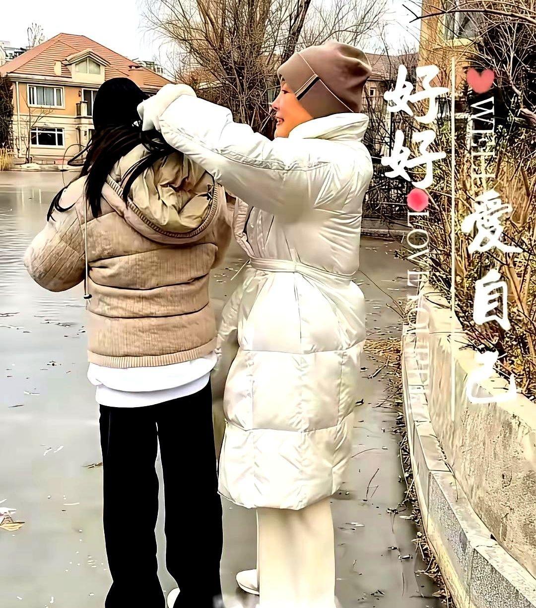 张兰夸孙女，根本不是在说孩子，而是在办一张过不了户的“房产证”。她说玥儿“气场