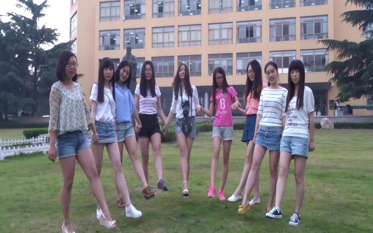 都是单身美女，选一个相亲，你选谁？