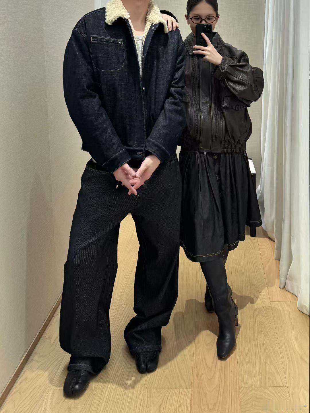 过年衣服在这两套中纠结