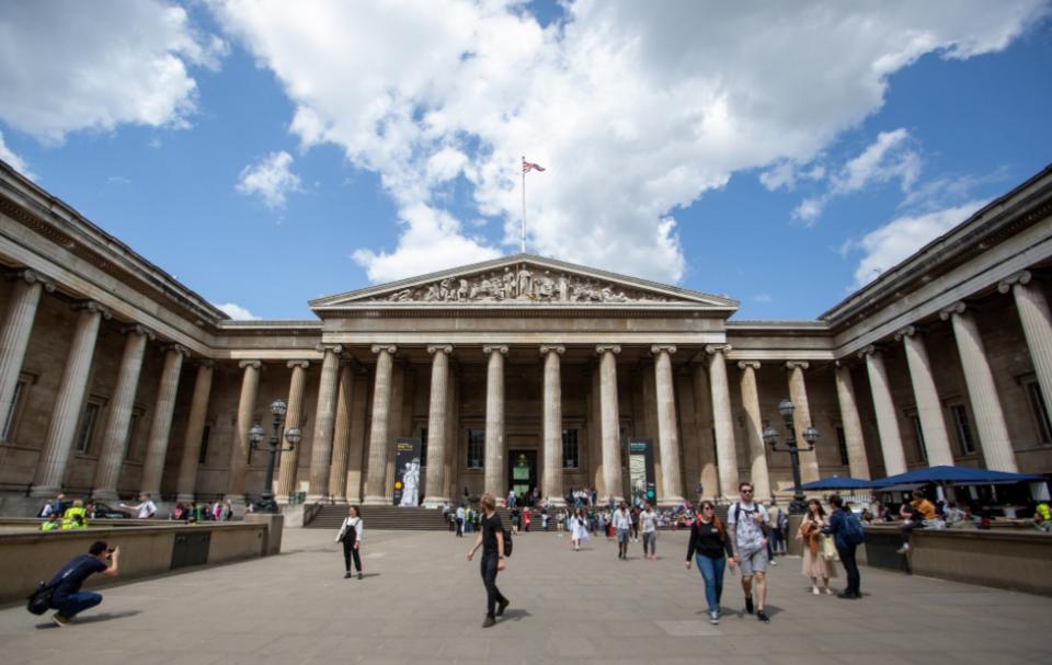 在什么情况下，大英博物馆会归还各国文物？其实，这事没法依靠道德觉醒，因为狮子从不