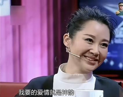 演员许晴说：“我第一次见王志文的时候是我参演的一个电视剧刚进组，他正蹲在监视器前