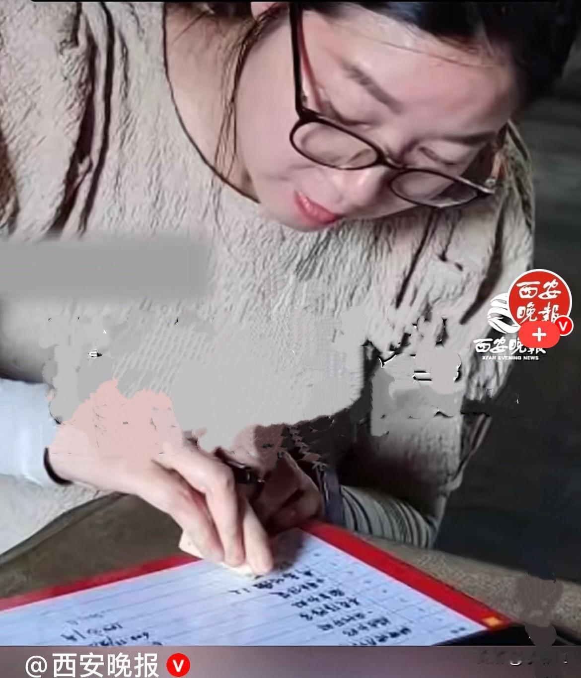 太可惜了，才33岁，本应是大有作为的年纪，却离开了一岁的宝宝……近日，广西桂林